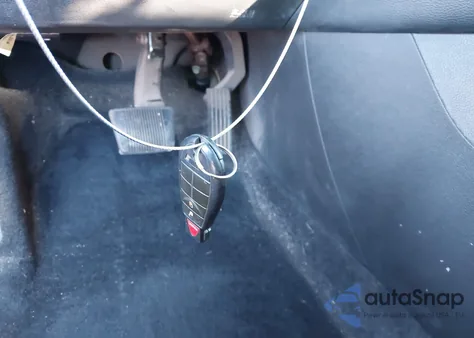 2015 Jeep Cherokee Latitude z USA, uszkodzony, nr VIN 1C4PJMCS2FW571592